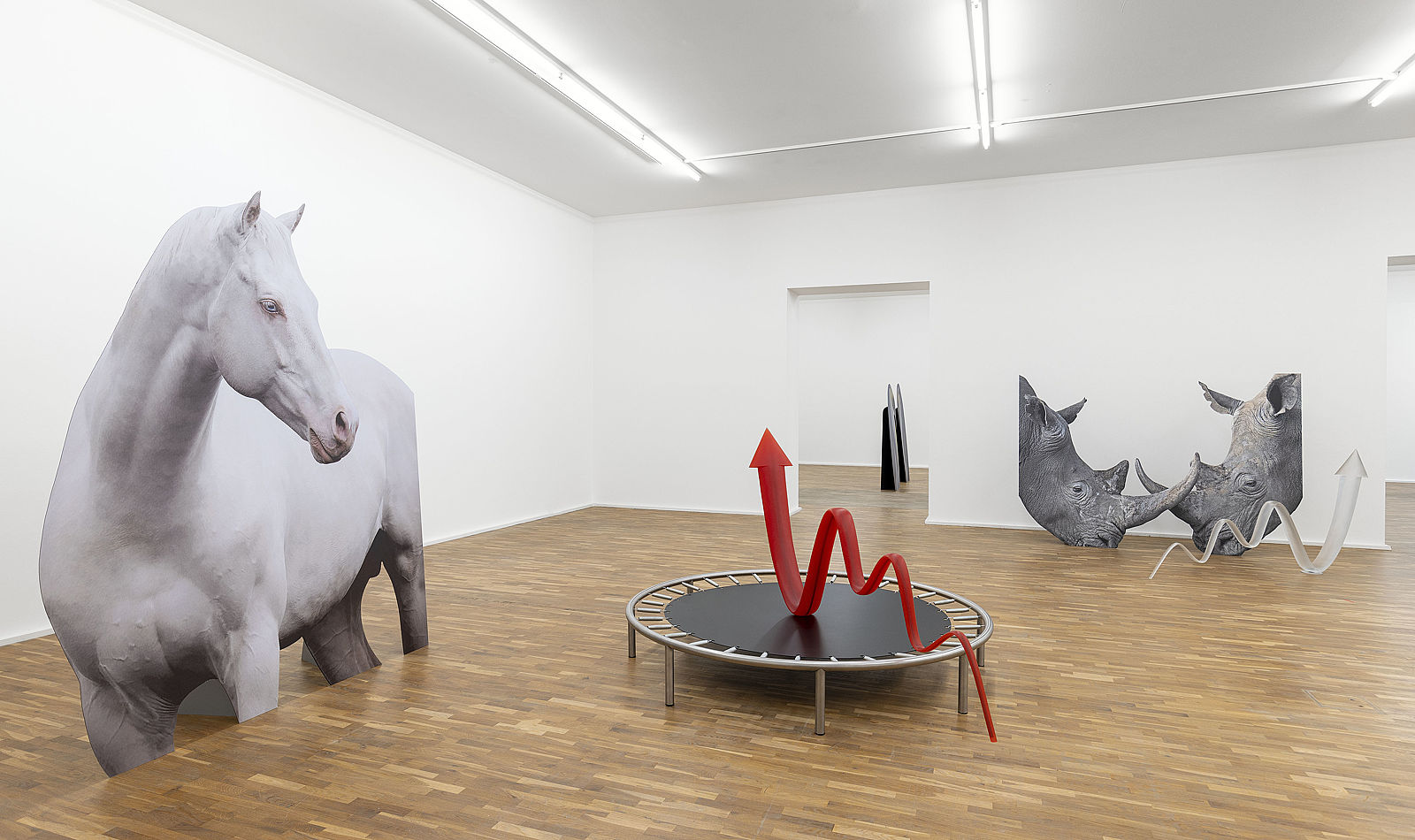 <p>Katja Novitskova, Pattern of Activation, 2014, Pattern of Activation (rhinos), 2014, Installationsansicht MGKSiegen, Courtesy die Künstlerin, Boros Collection Berlin und Lewben Art Foundation, Foto: Philipp Ottendörfer</p>