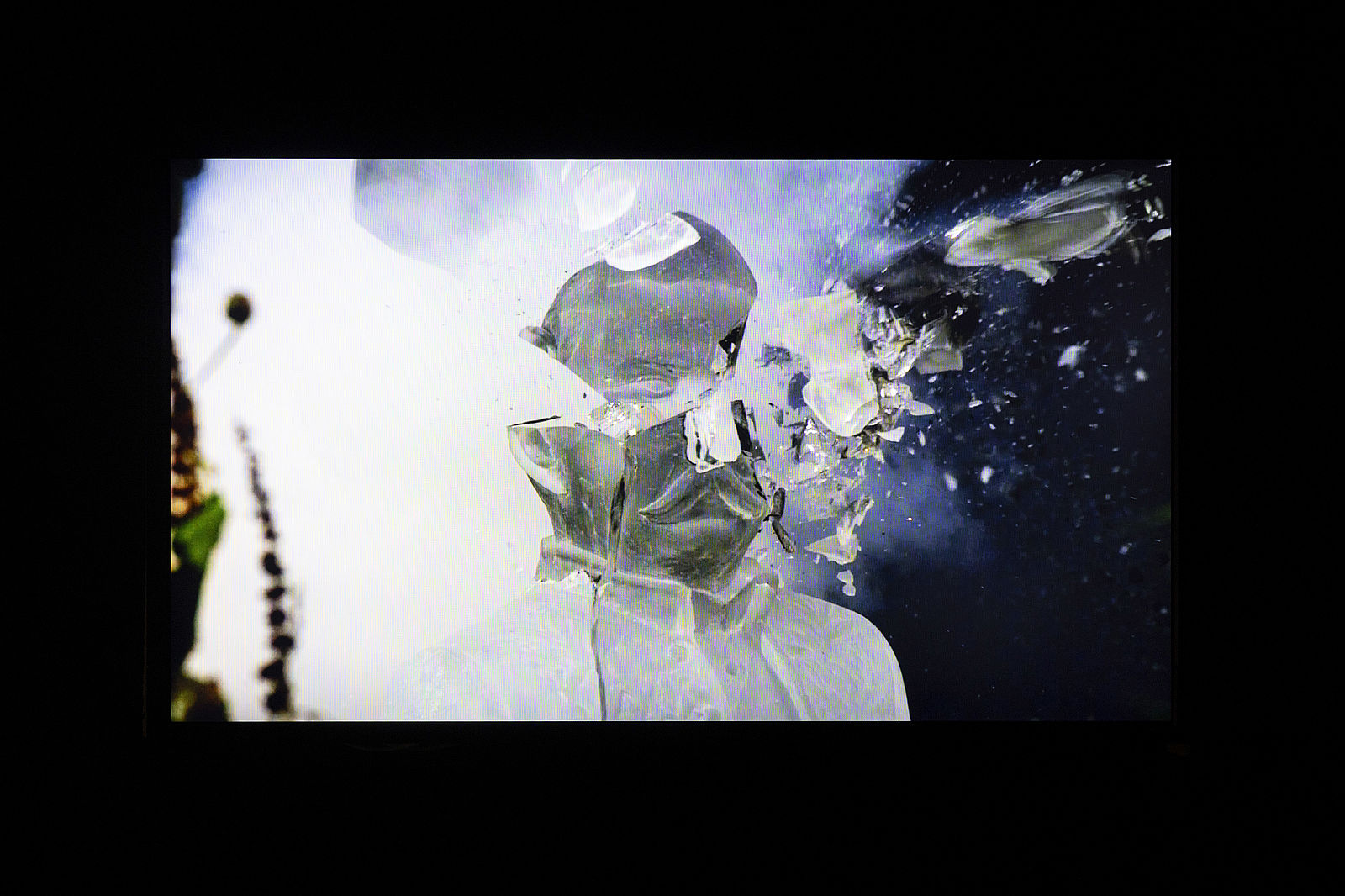 <p>MGKSiegen, Not Done Yet, Colonial Continuities, Work by patricia kaersenhout, What a piece of work is men, 2021, Detail, Courtesy the artist and Gallery Akinci Amsterdam, Photo: Philipp Ottendörfer</p>
