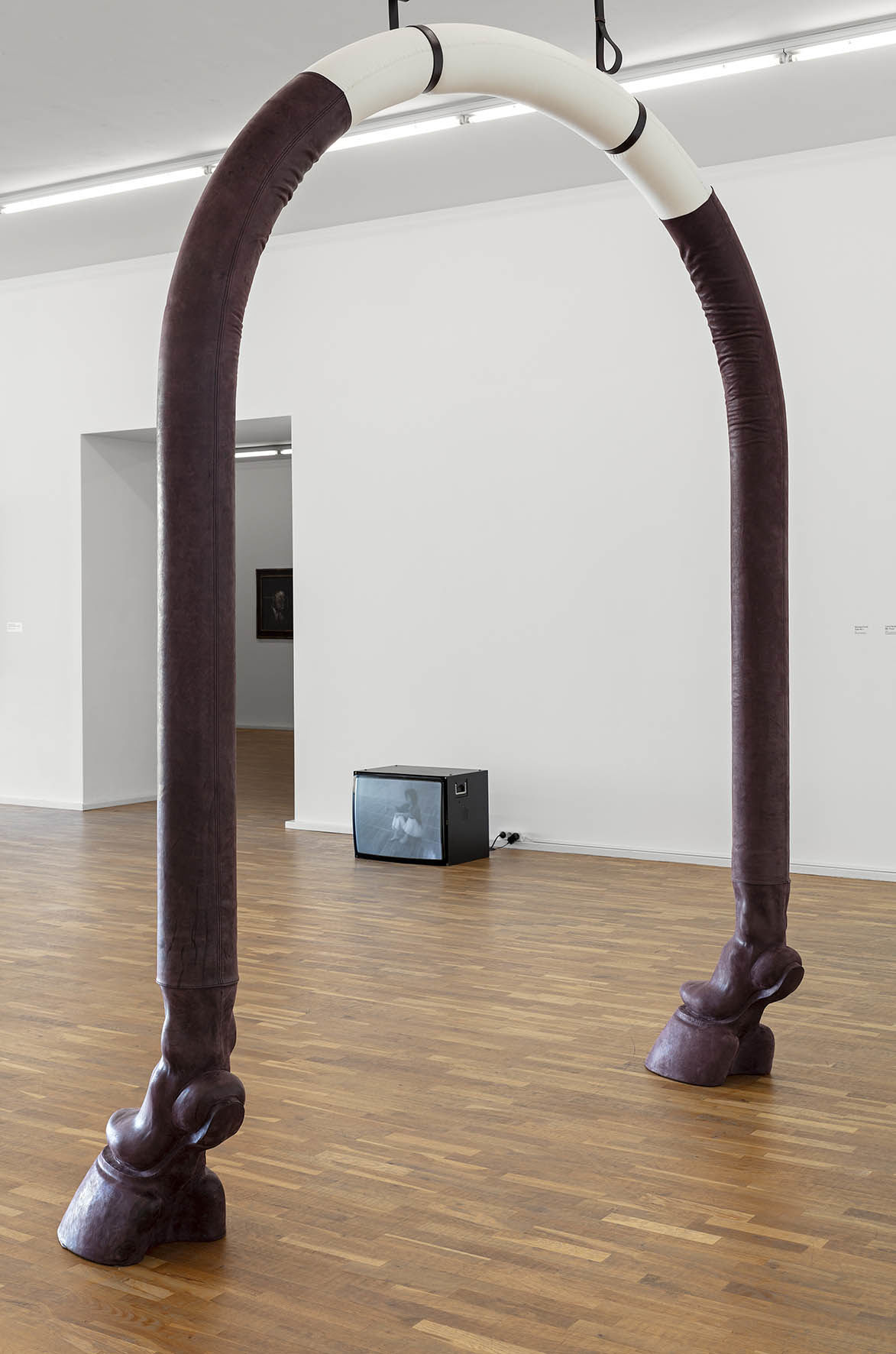<p>Our Present, Exhibition view, MGKSiegen, Work by Lena Henke, My Trust, 2019, Courtesy the artist, Work by Simone Forti, Solo No. 1, 1974, Courtesy the artist, Photo: Philipp Ottendörfer</p>