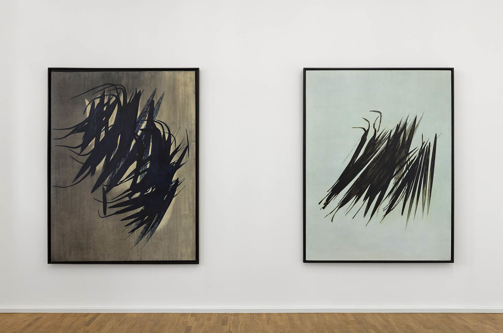 <p>Hans Hartung, T1956-13, 1956, T1956-8, 1956, The Lambrecht-Schadeberg Collection, MGKSiegen, © VG Bild-Kunst, Bonn 2020, Photo: Philipp Ottendörfer</p>